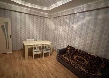 Xlrdalan kohne bazarln Yanl 76kv 3 otaq 16 Mertebeli