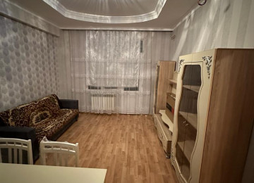 Xlrdalan kohne bazarln Yanl 76kv 3 otaq 16 Mertebeli