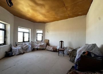 EV DAXİLİ KREDİTLE TECİLİ SATİLİR. Sabuncu rayonu Zabrat