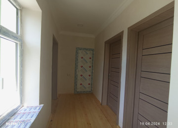 Xəzər rayonu Binə qəsəbəsi Ülvi şadlıq sarayının yaxınlığı