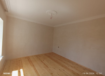 Xəzər rayonu Binə qəsəbəsi Ülvi şadlıq sarayının yaxınlığı