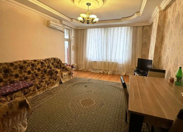 Xətai rayonu Əhmədli metrosuna 2 dəqiqəlik yaxın,M.Hadi