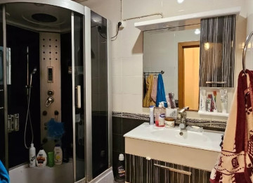 TƏCILI SATILIR....!!!! Nəsrədin Tusi küçəsnde 6/6