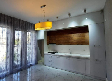 Abseron rayon Ceyranbatan qes araz marketin arxasında