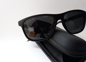 Gucci gün eynəyi. Gucci gün eynəyi. Əla vəziyyətdə Gucci