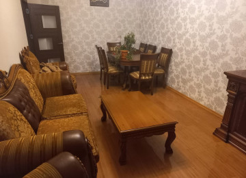 Xırdalan şəhərinin mərkəzində, qanuni 2 otaqlı 62 m2 sahəsi