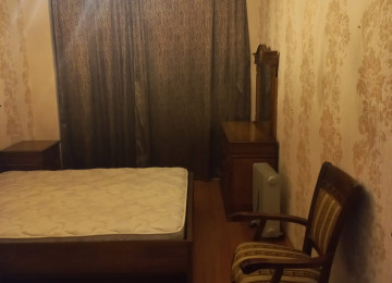 Xırdalan şəhərinin mərkəzində, qanuni 2 otaqlı 62 m2 sahəsi