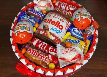 Kinder buketleri istenilen formada ve olcude sifarisle