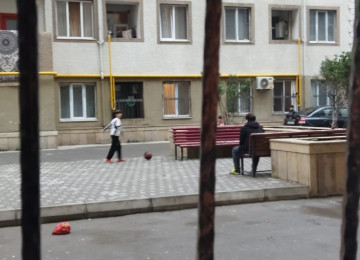 Xlrdalan Kirsdal Abseron 1 de 2 otaq hersarayeti var 350azn