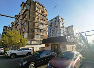 ƏŞYALİ !!! Xətai rayonu Gəncə prospekti Ponarama parkla