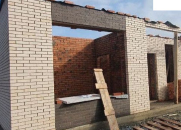 Evlərin tikintisinin qiyməti 280 azn-dən başlayır. Artıq