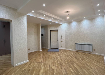 Elimlər Akademiyası met. 2-dəqiqəlik məsafədə yerləşən,