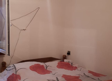 ( Elan nomre 476 ) Bineqedi qesebesinde, avtobusun birinci