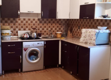 ( Elan nomre 476 ) Bineqedi qesebesinde, avtobusun birinci