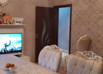 ( Elan nomre 476 ) Bineqedi qesebesinde, avtobusun birinci