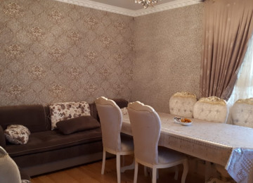 ( Elan nomre 476 ) Bineqedi qesebesinde, avtobusun birinci