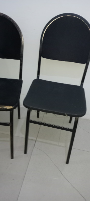 İkinci əl mebellər satılır ( öz əsyalarimiz) İkinci əl mebellər satılır Bağçalar, kurslar, ofislər üçün