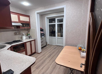 Xətai rayonu Əhmədli Xaqlar metrosuna 7-8 dəqiqiəlik,Bravo