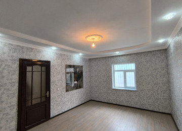 Biləcəridə DSK yolunda yolun tam kənarı 1.5 sotda 3 otaq,