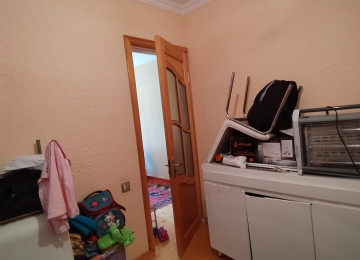 Biləcəridə 91 N-li marşurutun yolunda 2 sotda 3 otaq, S/Q