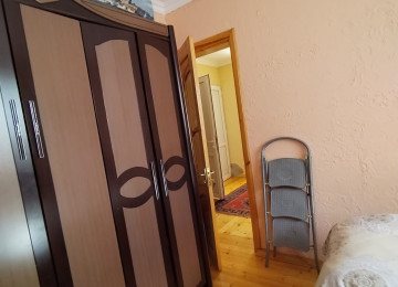 Biləcəridə 91 N-li marşurutun yolunda 2 sotda 3 otaq, S/Q