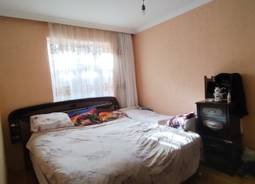 Biləcəridə 91 N-li marşurutun yolunda 2 sotda 3 otaq, S/Q