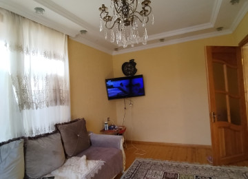 Biləcəridə 91 N-li marşurutun yolunda 2 sotda 3 otaq, S/Q