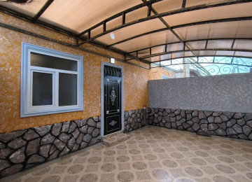 Biləcəridə DSK yolunda yolun tam kənarı 1.5 sotda 3 otaq,