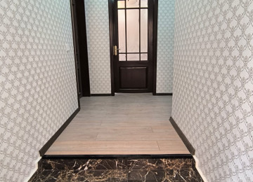 Biləcəridə DSK yolunda yolun tam kənarı 1.5 sotda 3 otaq,