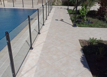 VILLA satílír Şüvəlanda 500 kv 2 mərtəbəli 7 otaqlí 5 yataq