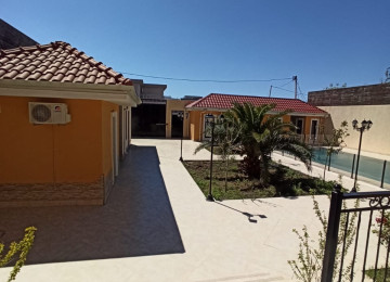 VILLA satílír Şüvəlanda 500 kv 2 mərtəbəli 7 otaqlí 5 yataq