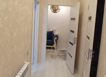 KUPÇALI ÇIXARIŞLI BİNA. DUZ GÖLÜNƏ BİRBAŞA PONARAMASI