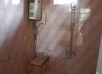 Təcili satılır.. Biləcəridə Tam mərkəzdə Abidəyə yaxın 2