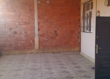 Təcili satılır.. Biləcəridə Tam mərkəzdə Abidəyə yaxın 2