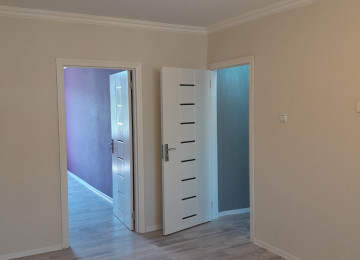 Biləcəridə 300 N-li məktəbə yaxın 4/3-cü mərtəbəsi, 2