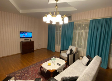 ŞUVƏLANDA MİRMOVSUM AĞA ZİYARƏTKƏHI YANINDA SAHƏSİ 5 SOT