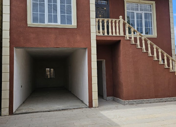 Biləcəridə Əsas yola yaxın 2 sotda altı qaraj, 2 mərtəbə 4