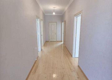 Abseron ray Mehdiabad qes mektebin yaninda 2 sotda 70 kv.m