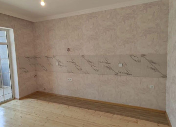 Abseron ray Mehdiabad qes mektebin yaninda 2 sotda 70 kv.m