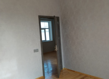 Biləcəridə Dsk yolu 41 N marşurutun yolunda 1.5 sotda 3