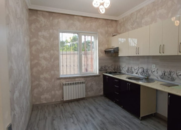 Biləcəridə Dsk yoluna yaxın 1.5 sotda 3 otaq mətbəxi s/q.