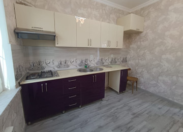 Biləcəridə Dsk yoluna yaxın 1.5 sotda 3 otaq mətbəxi s/q.