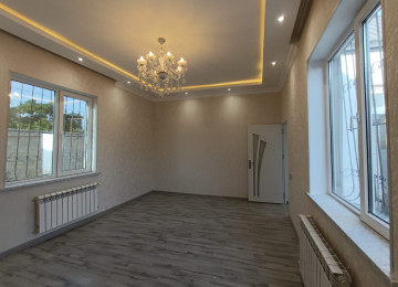 Biləcəridə Dsk yoluna yaxın 1.5 sotda 3 otaq mətbəxi s/q.