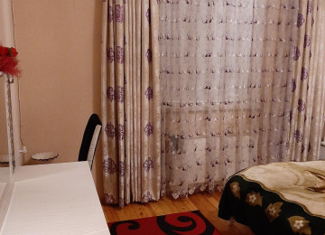 Biləcəri qəs. Məmmədoğlular Servisin arxasında 2 sotda 3