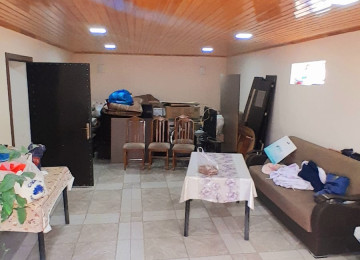 Biləcəri Tam Mərkəzdə 301N-li məktəbin yani 2 mərtəbə altı