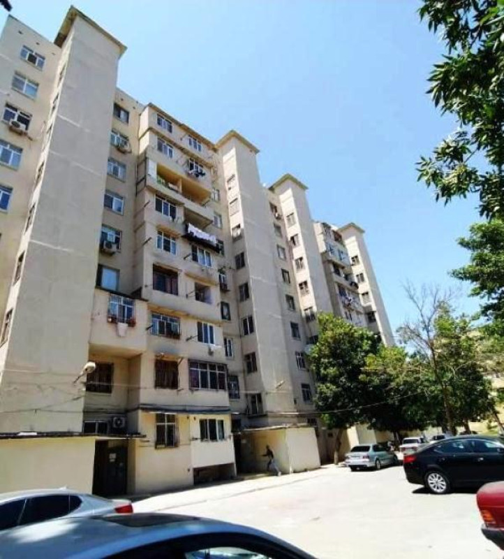 Əhmədlide 3 otaq menzil Xətai rayonu Əhmədli və xaqlar metrosuna 10 dəqiqəlik