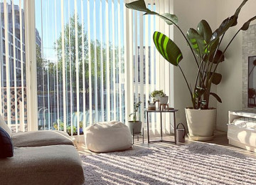 Şık və modern görünüşü baxımından digər pərdələrdən ayrılan