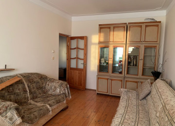 Xətai rayonu Məhəmməd Hadi küçəsi Həzi Aslanov metrosu