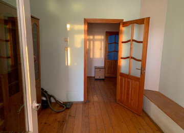 Xətai rayonu Məhəmməd Hadi küçəsi Həzi Aslanov metrosu