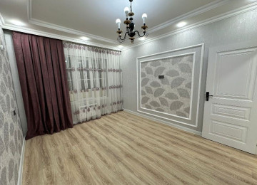 Xətai rayonu Neapol dairəsi yaxınlığında,ARAZ marketin